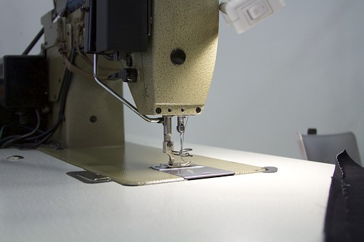 sewing-machine-1060766__340